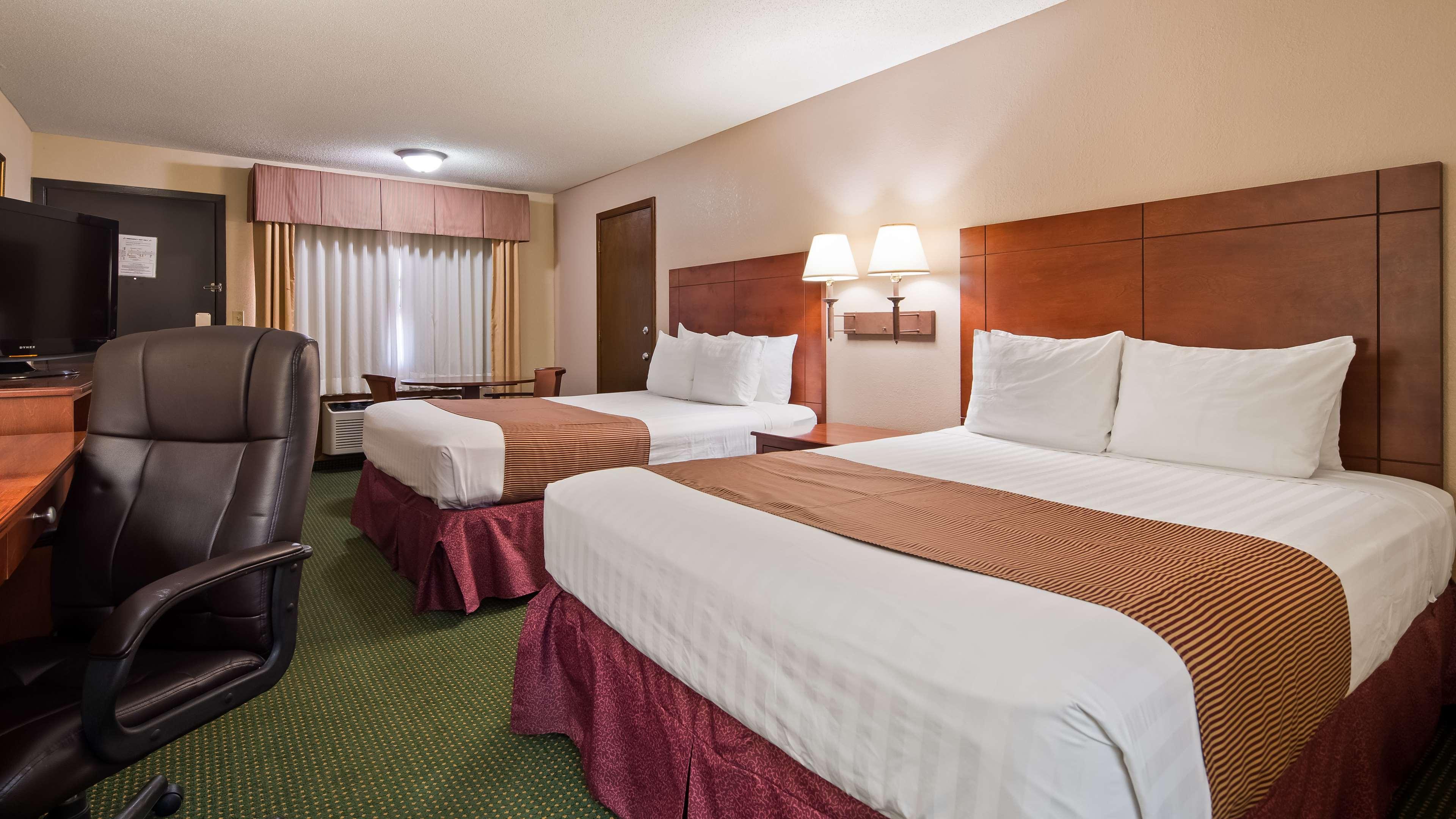 Best Western Montis Inn Saint Robert Exterior foto