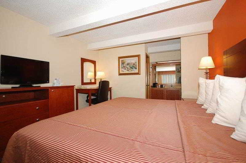Best Western Montis Inn Saint Robert Exterior foto