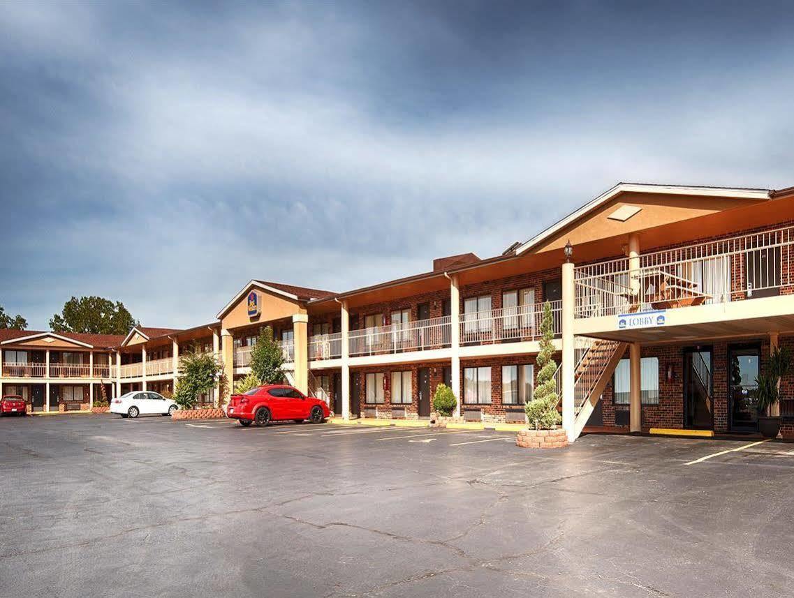 Best Western Montis Inn Saint Robert Exterior foto